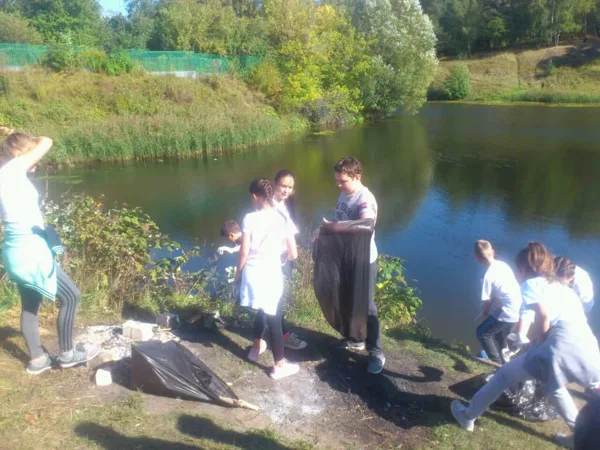 Очищаем берега